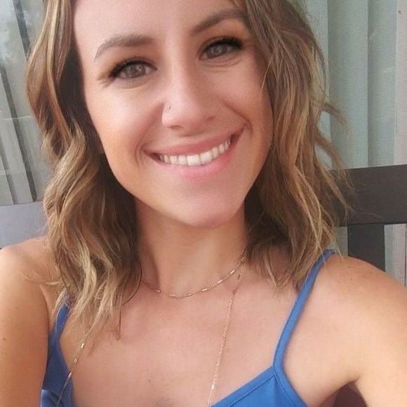 Meet your Posher, Taylor - Picture 1 of 1